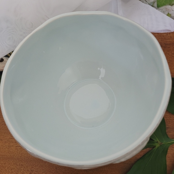 Laguna Coastal Cottage Blue Sky Ceramic Coastal Theme Etched Dining Bowl *NWT - Picture 6 of 11
